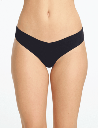 Commando + Classic Solid Thong in Black