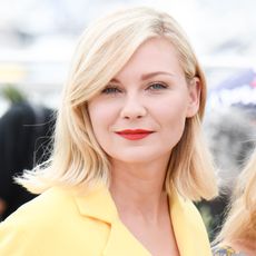 congratulations-kirsten-dunst-just-gave-birth-to-a-baby-boy-257058-square