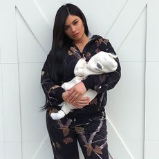 kylie-jenner-stormi-sneakers-257502-1526073809881-square