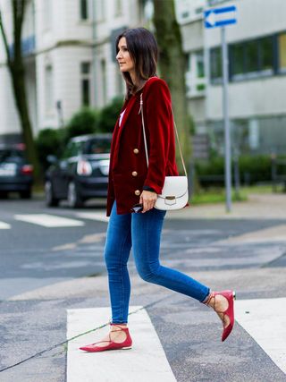 your-complete-guide-to-the-shoes-that-are-perfect-with-skinny-jeans-2762697