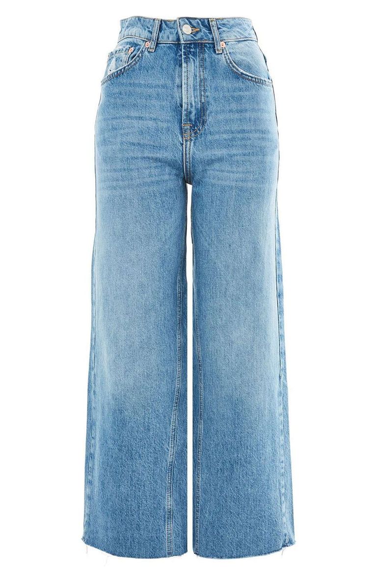 Ditch Your Standard Skinnies for These Wide-Leg Jeans | Who What Wear