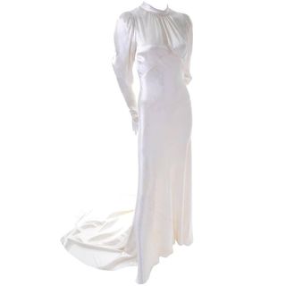 best-places-to-buy-vintage-wedding-dresses-257917-1526532466402-image