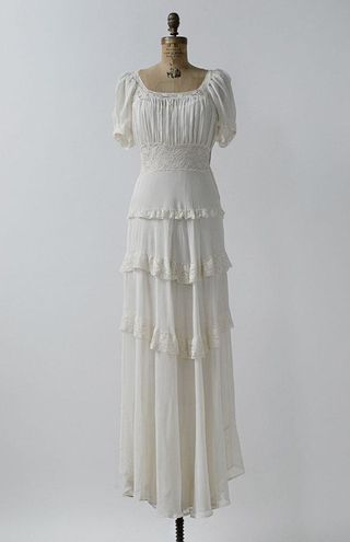 best-places-to-buy-vintage-wedding-dresses-257917-1526533156754-image