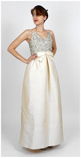 best-places-to-buy-vintage-wedding-dresses-257917-1526533427195-image