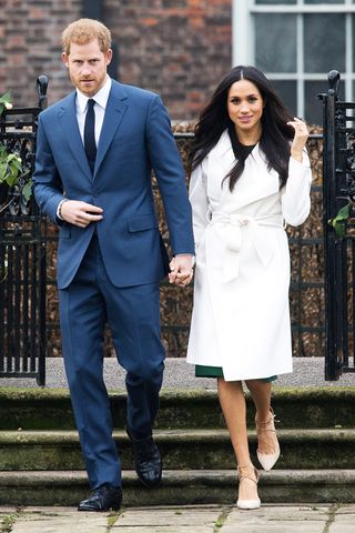 meet-the-women-who-dedicate-their-lives-to-meghan-and-kates-wardrobe-2771815