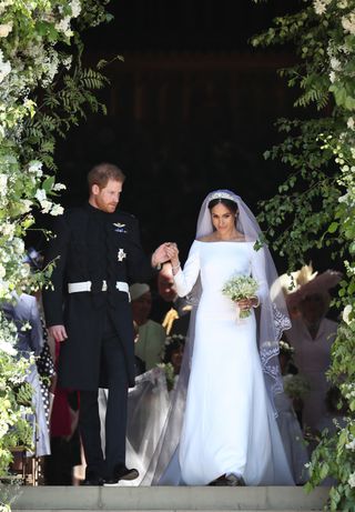 buh-bye-lace-gowns-meghan-just-changed-wedding-dress-trends-forever-2772572