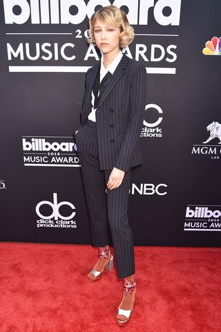 billboard-music-awards-red-carpet-2018-258185-1526857113851-image