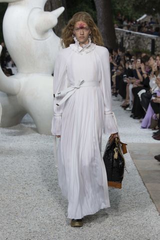 louis-vuitton-cruise-livestream-258882-1527620278621-image