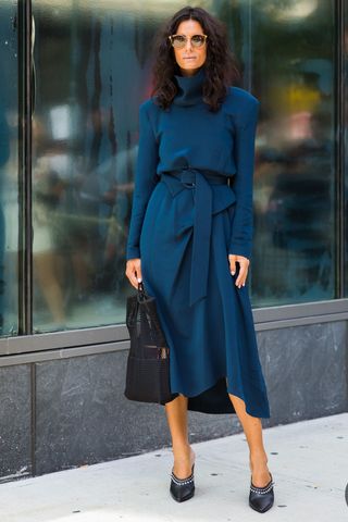 all-blue-outfits-259066-1527622804597-image