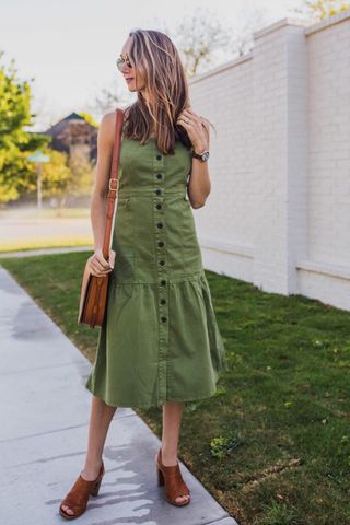all-green-outfits-259433-1528493211207-image