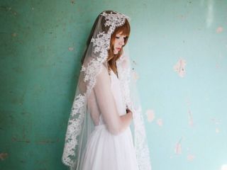 halter-wedding-dresses-259440-1528484810389-main