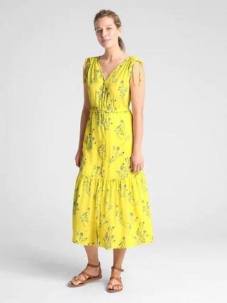 Gap + Sleeveless Floral V-Neck Tiered Midi Dress