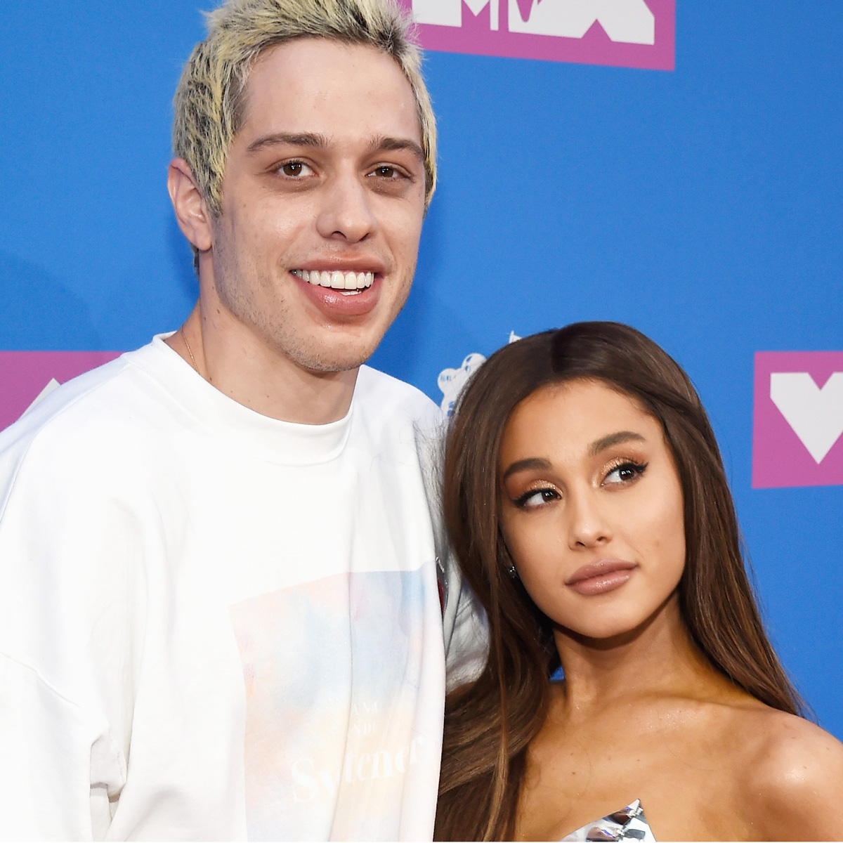 Pete Davidson and Ariana Grande split: what happens to the ring? - Vox