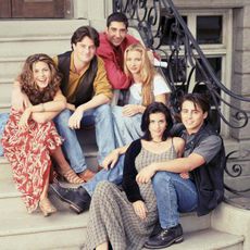 most-stylish-90s-tv-shows-260417-1529092126279-square
