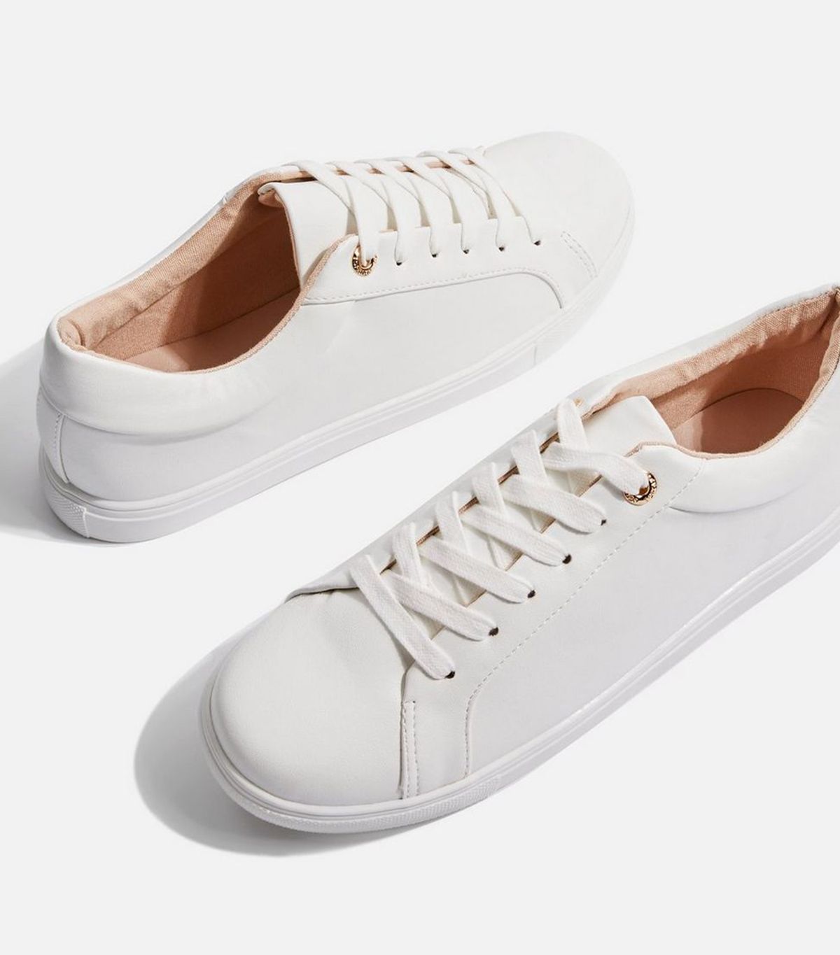 15 Pairs of All-White Sneakers | Who What Wear