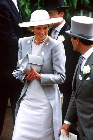 princess-diana-royal-ascot-races-outfits-260910-1559039332510-image
