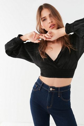 Urban Outfitters + Long Sleeve Cropped Plisse Wrap Top