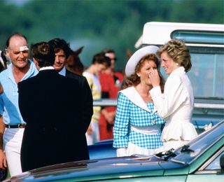 reminder-this-is-what-princess-diana-wore-to-ascot-in-the-80s-2835233
