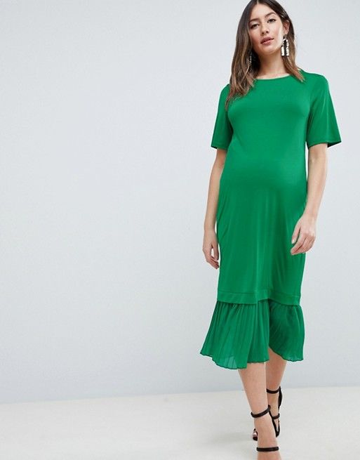 15 Stylish Maternity Dresses to Wear to Your Baby Shower | Who What Wear