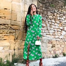 these-21-floral-dresses-are-so-good-i-want-to-add-them-all-to-my-basket-261442-square