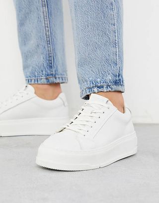Vagabond + Judy Flatform Trainers in White Leather