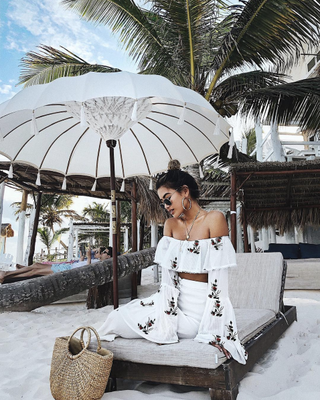 off-the-shoulder-shirt-outfits-261886-1530253764029-image