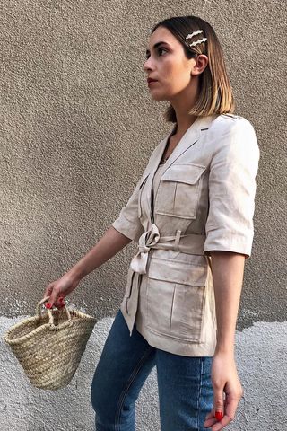 summer-work-outfits-community-261934-1530550099118-image