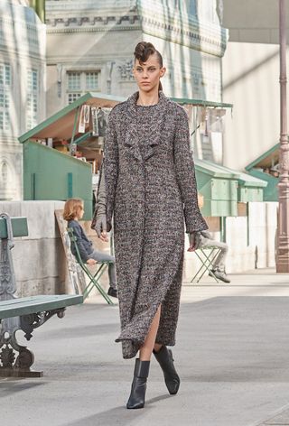 chanel-couture-runway-show-fall-2018-262141-1530797599374-image
