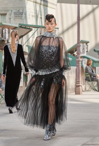 chanel-couture-runway-show-fall-2018-262141-1530800054831-image