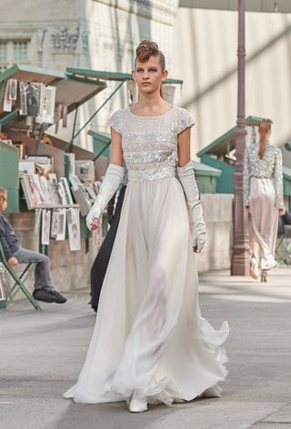 Inside Chanel s Fall 2018 Couture Runway Show Who What Wear