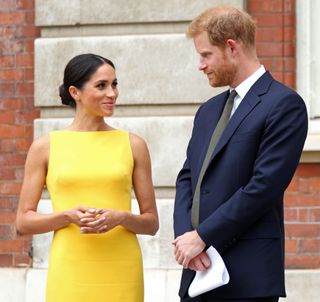 meghan-markle-completely-changed-her-duchess-style-with-this-bold-new-look-2863233