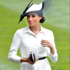 the-curve-ball-colour-meghan-markle-just-wore-to-prince-louiss-christening-262438-square