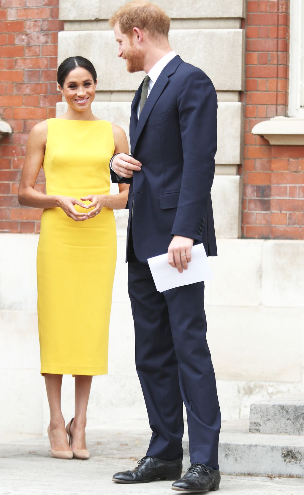 Meghan Markle's Boat Necklines: It Is Her Duchess Signature | Who What