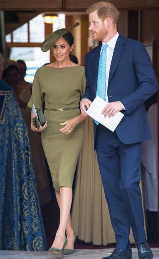 meghan-markles-latest-dress-confirms-shes-sticking-to-this-royal-theme-2867856