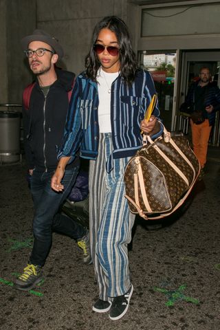 90-degree-airport-outfit-262851-1531432095756-image