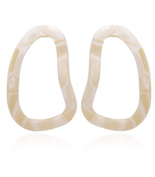 Bonaluna + Three Dimentionally Sinuous and Sculptural Hoops