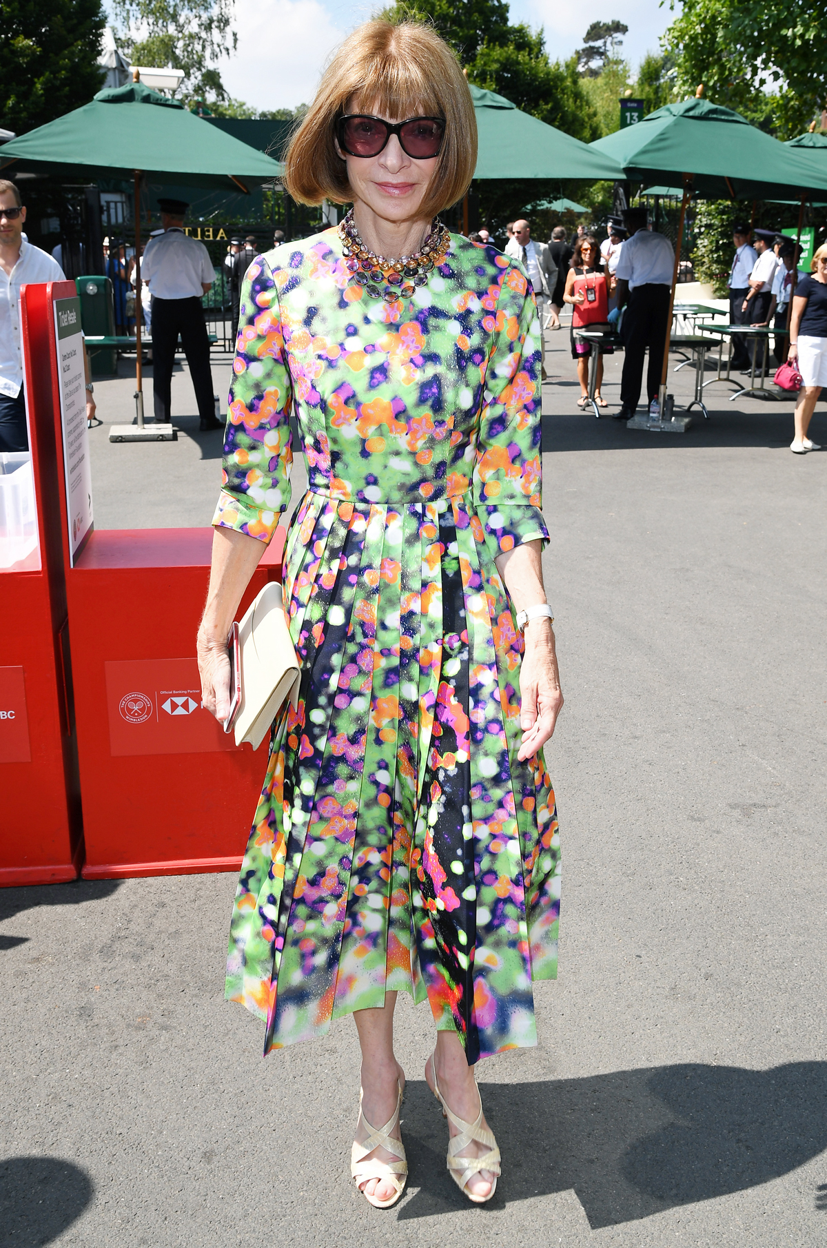 Anna Wintour Wore Her Favorite Heels to Wimbledon Who What Wear