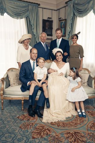royal-family-portraits-prince-louis-christening-263037-1531696207691-image