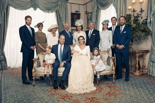 royal-family-portraits-prince-louis-christening-263037-1531696240369-image