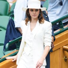 a-very-rare-sighting-of-emma-watson-and-shes-wearing-the-coolest-suit-263110-square