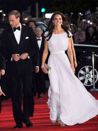 kate-middleton-dresses-263231-1531861239726-main