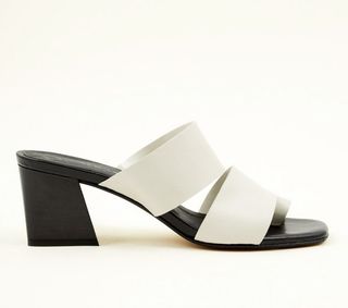 New Look + Cream Premium Leather Toe Loop Mules