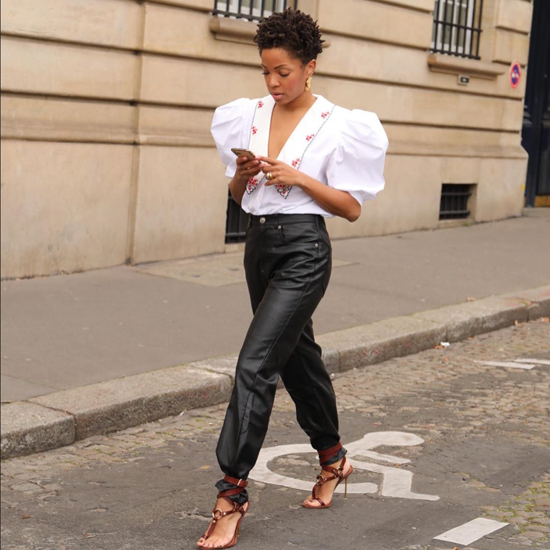 french-outfits-263649-1585510970997-main