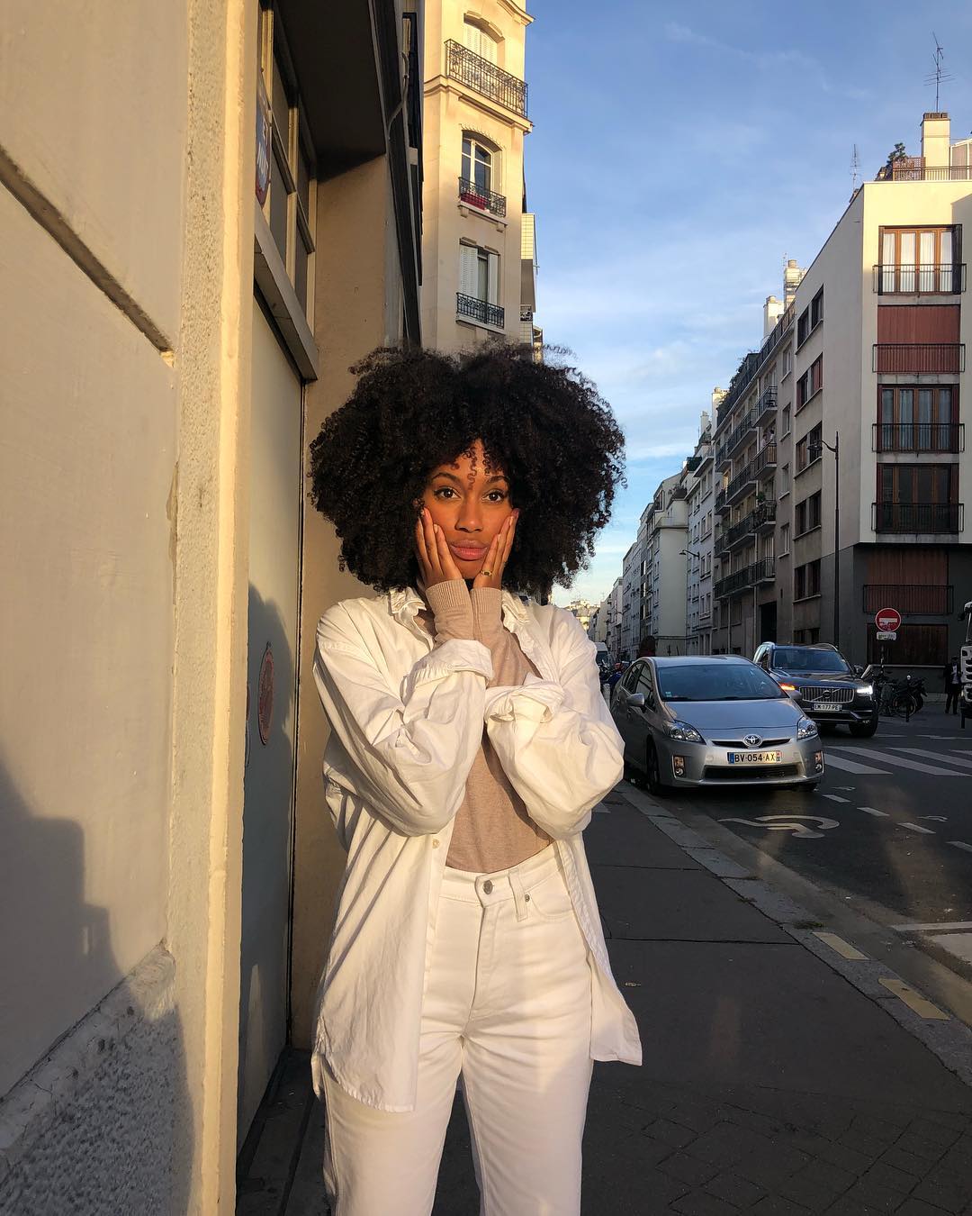 french-outfits-263649-1585517078525-main