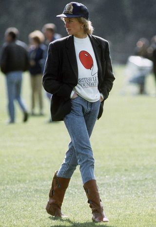 6-princess-diana-denim-outfit-formulas-that-look-cooler-than-ever-2896142