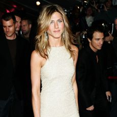 jennifer-aniston-style-over-the-years-263767-1532470364835-square