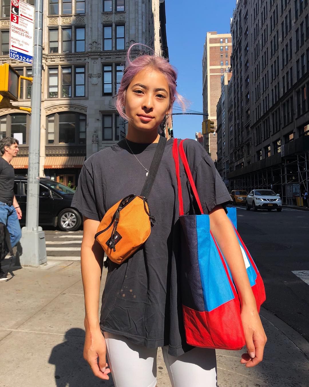 The New York Handbag Trick Fashion Girls Swear By | Who What Wear