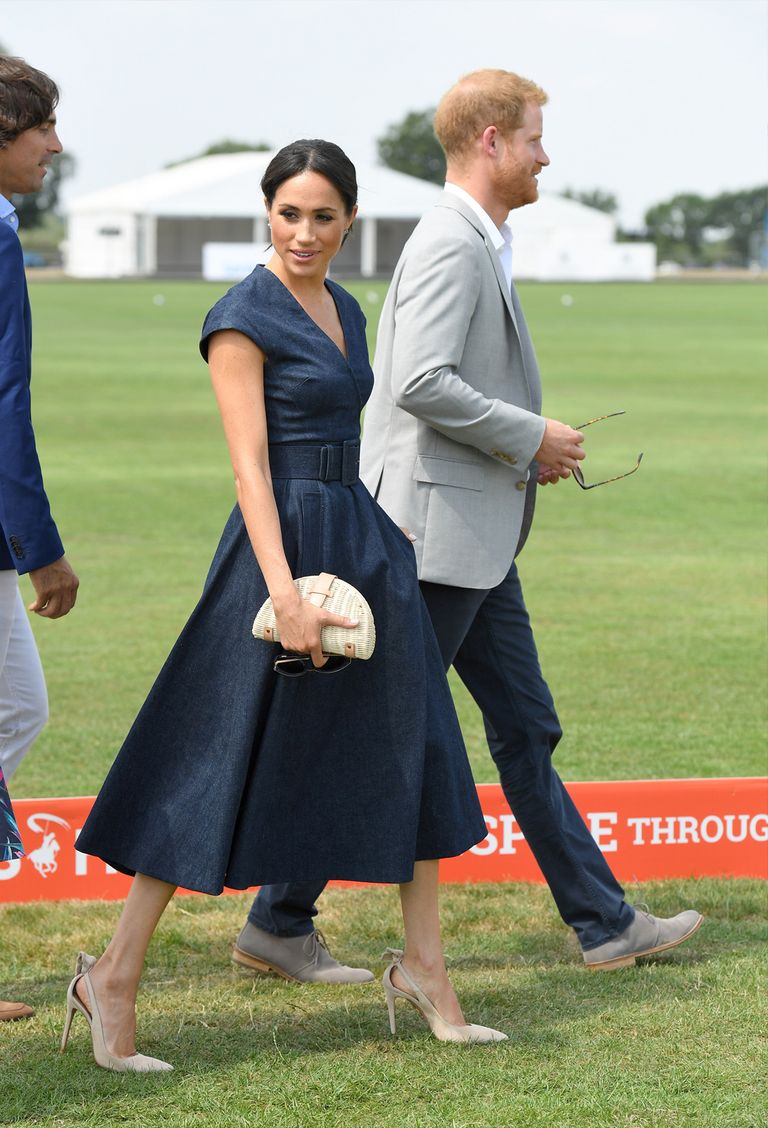 Meghan Markle Just Wore A £44 Bag And Denim Dress | Who What Wear