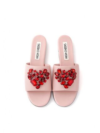 High Cheeks + Heart Embellished Slides-Pink