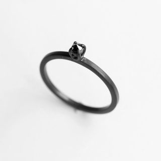 Jewelry Mirta + Diamond Thorn Minimalist Engagement Ring